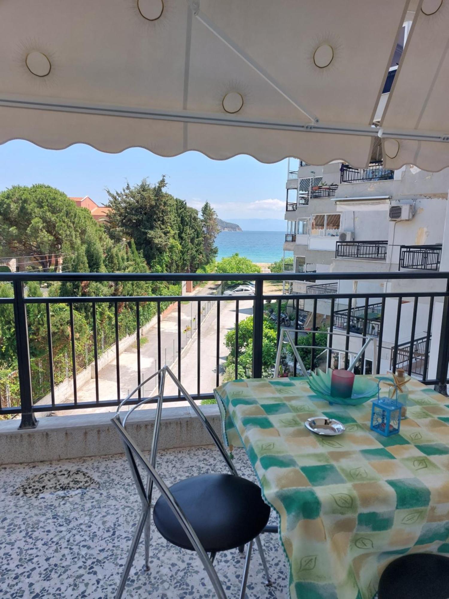 Luminosa Seaview Apartment Nea Iraklitsa Ngoại thất bức ảnh